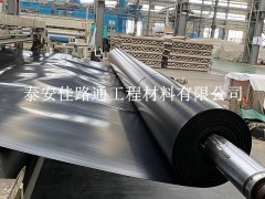 防滲土工膜施工中如何及時修復(fù)破損情況？