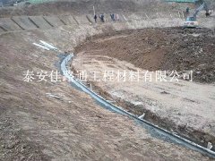 蓄水池防滲膜如何裁剪才能節(jié)省材料？
