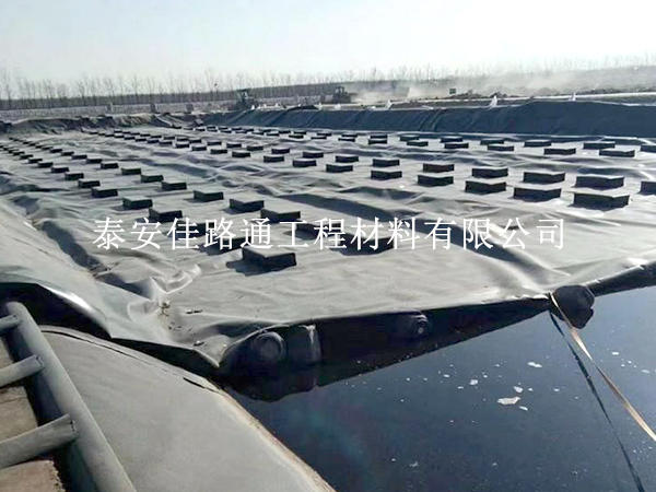 防滲土工膜熱熔焊接技術(shù)：原理、應(yīng)用與未來展望