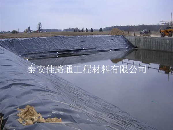 沼氣池防滲膜質(zhì)量辨別技巧：慧眼識(shí)珠，綠色先行