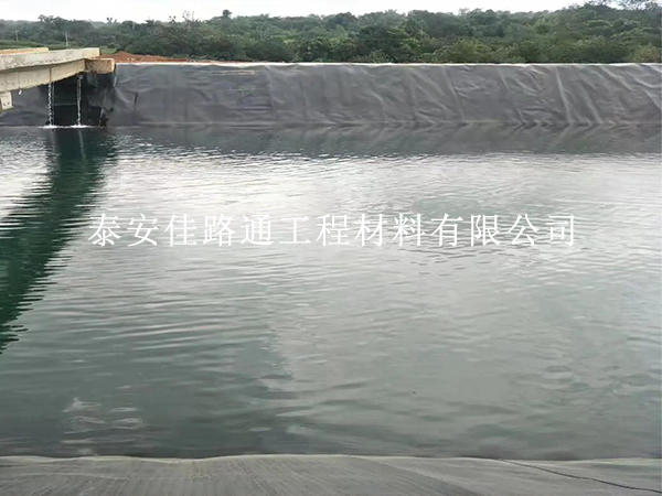 垃圾填埋場防滲膜總破損？6 大根源一次說清