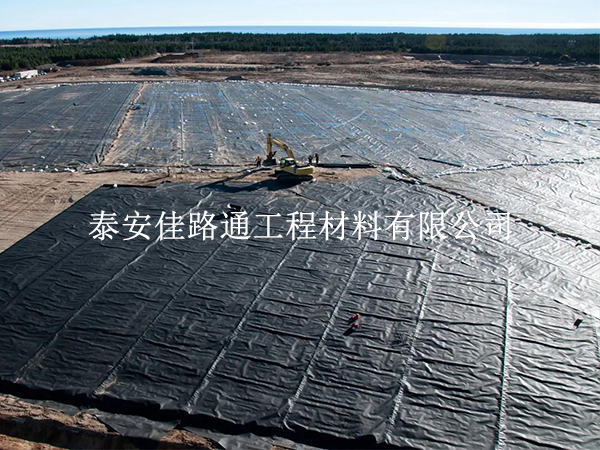 藕池防滲膜用不久？這些延長(zhǎng)壽命的因素要抓牢