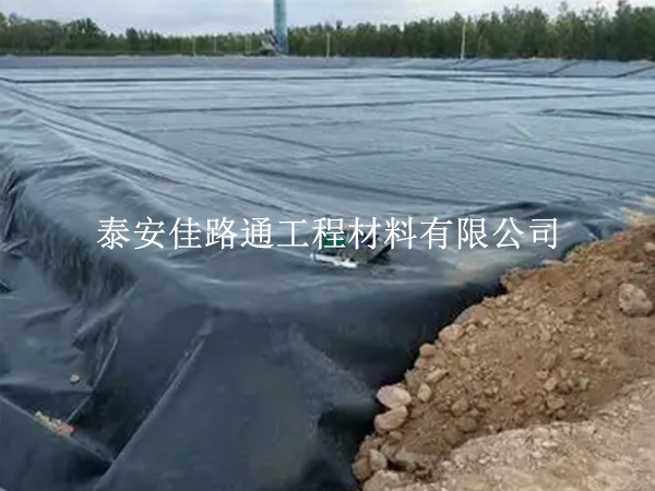 儲(chǔ)存水產(chǎn)養(yǎng)殖防滲膜？選對(duì)環(huán)境是關(guān)鍵