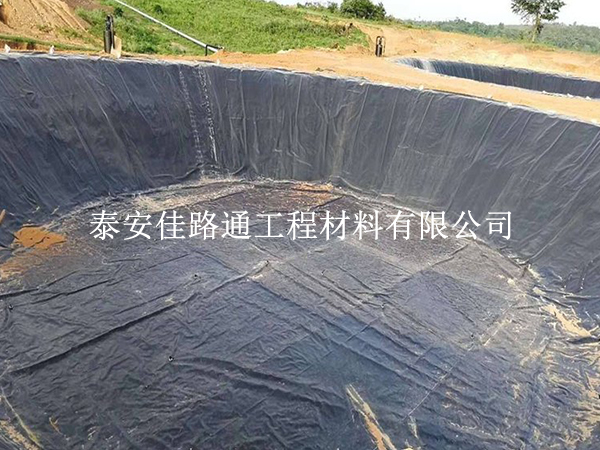沼氣池防滲膜破損修復(fù)技巧：精準(zhǔn)處置，杜絕滲