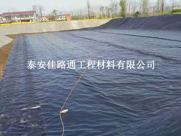 養(yǎng)殖防滲膜真假一測便知！教你幾招在工地現(xiàn)場就能辨別