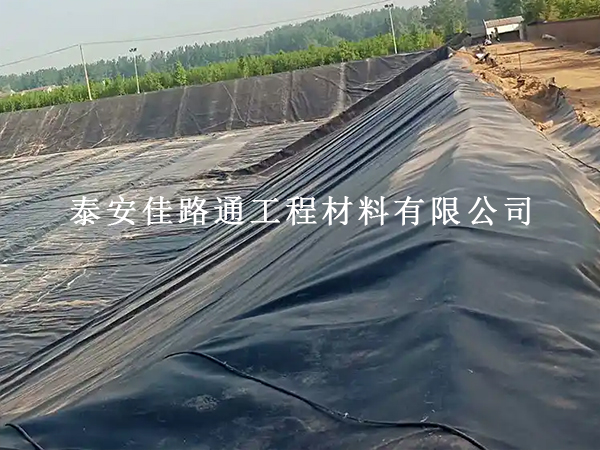 沼氣池防滲膜驗(yàn)收別只看表面，這些隱蔽細(xì)節(jié)才